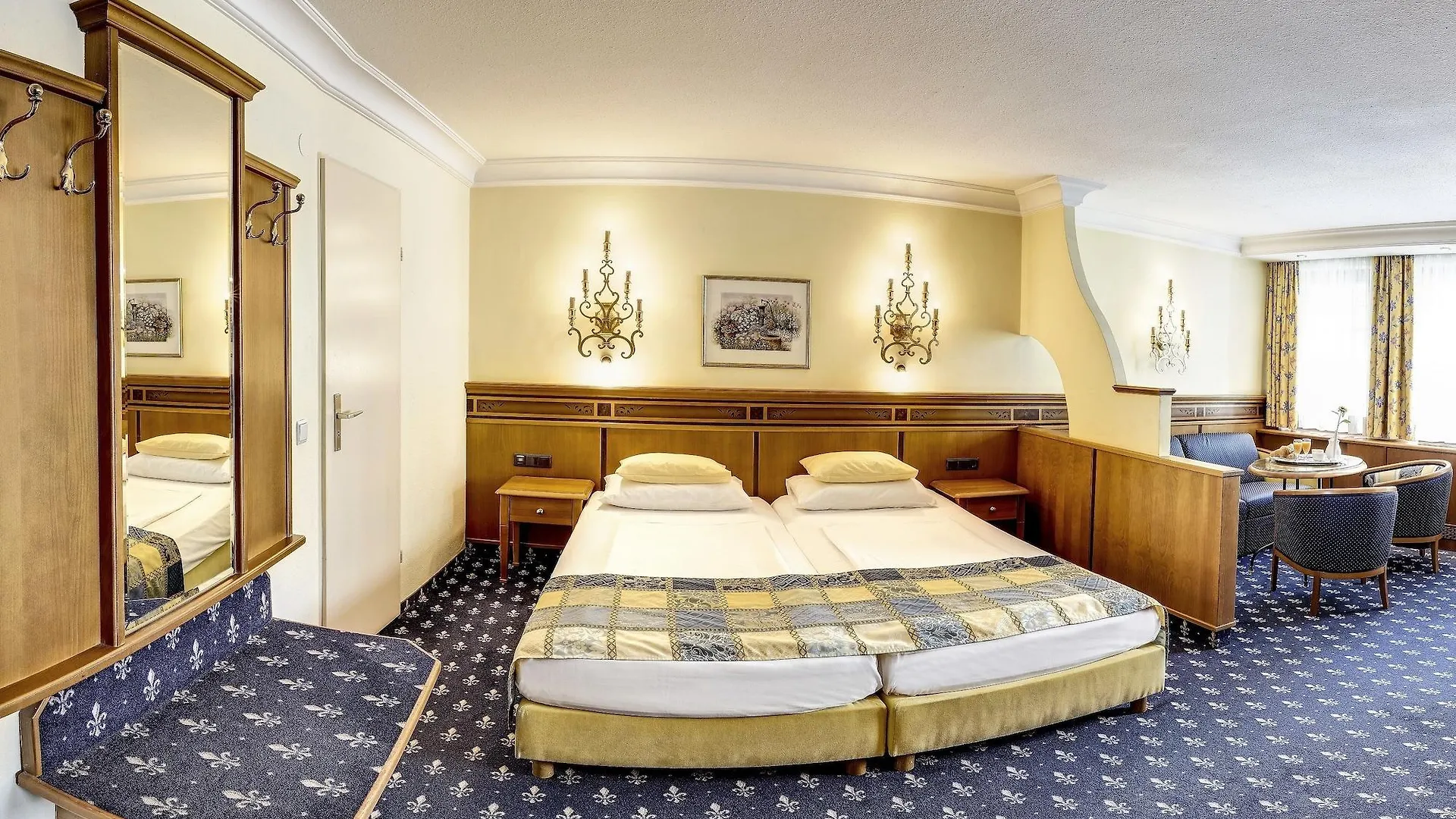 Hotel Mondschein Innsbruck 4*,  Østrig