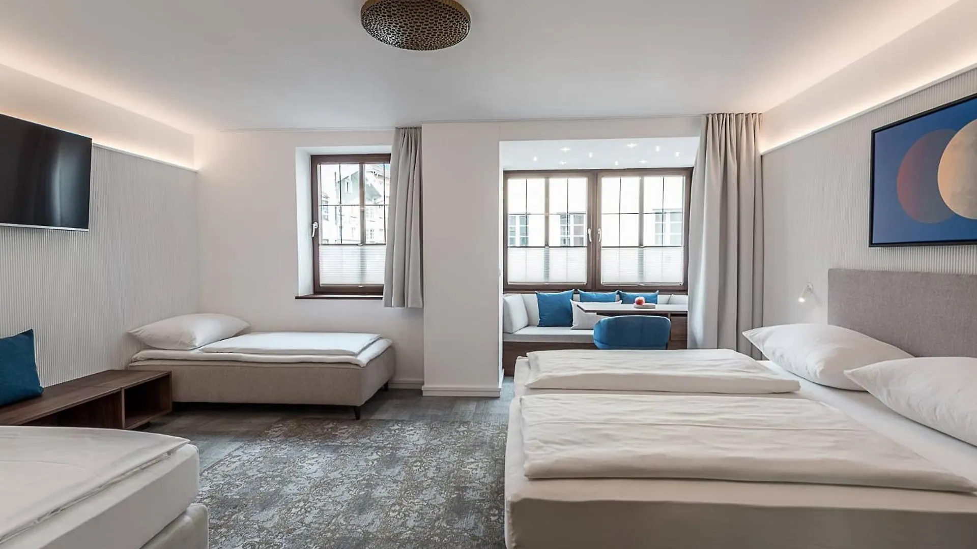 Hotel Mondschein Innsbruck Austria