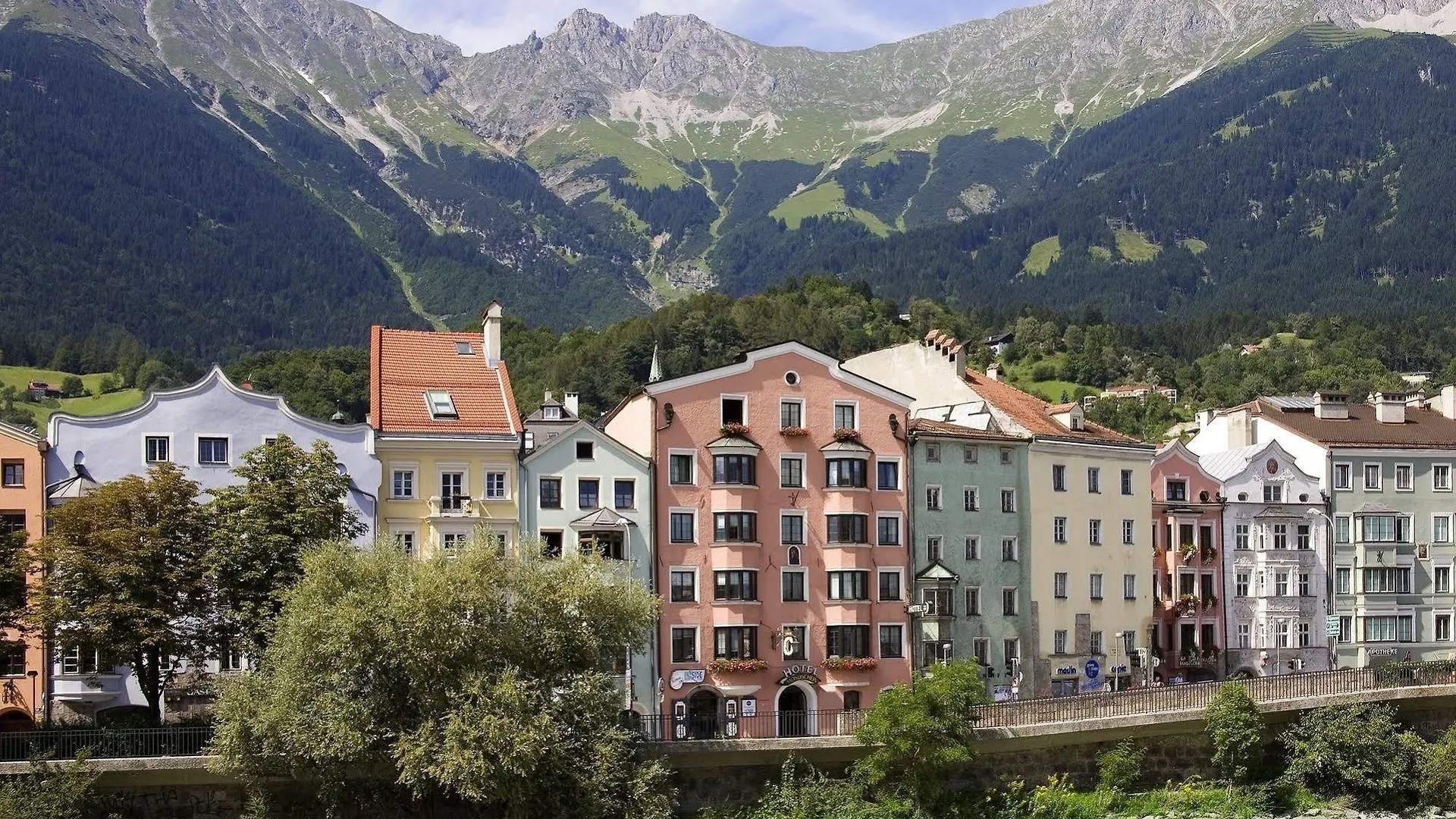 Hotel Mondschein location