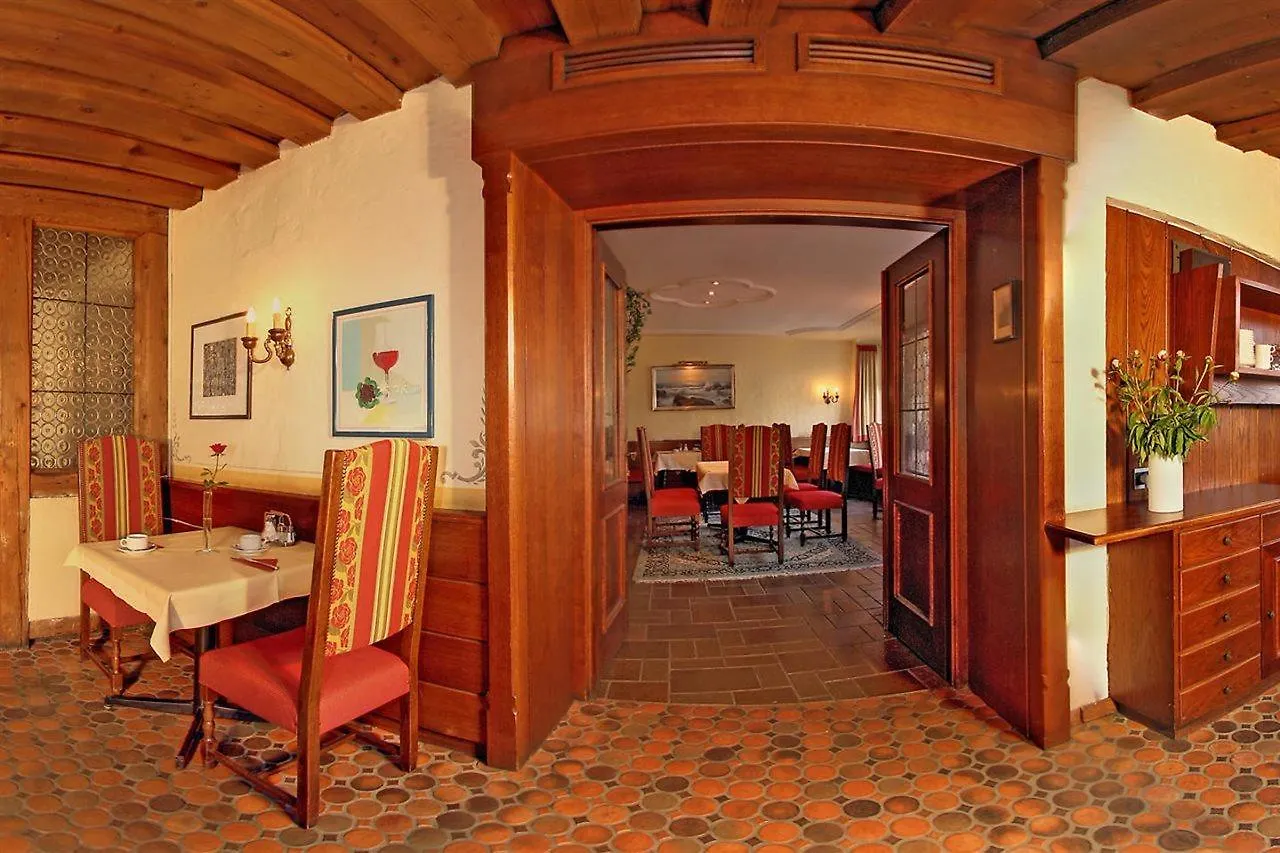 Hotel Mondschein Инсбрук 4*,  Австрия